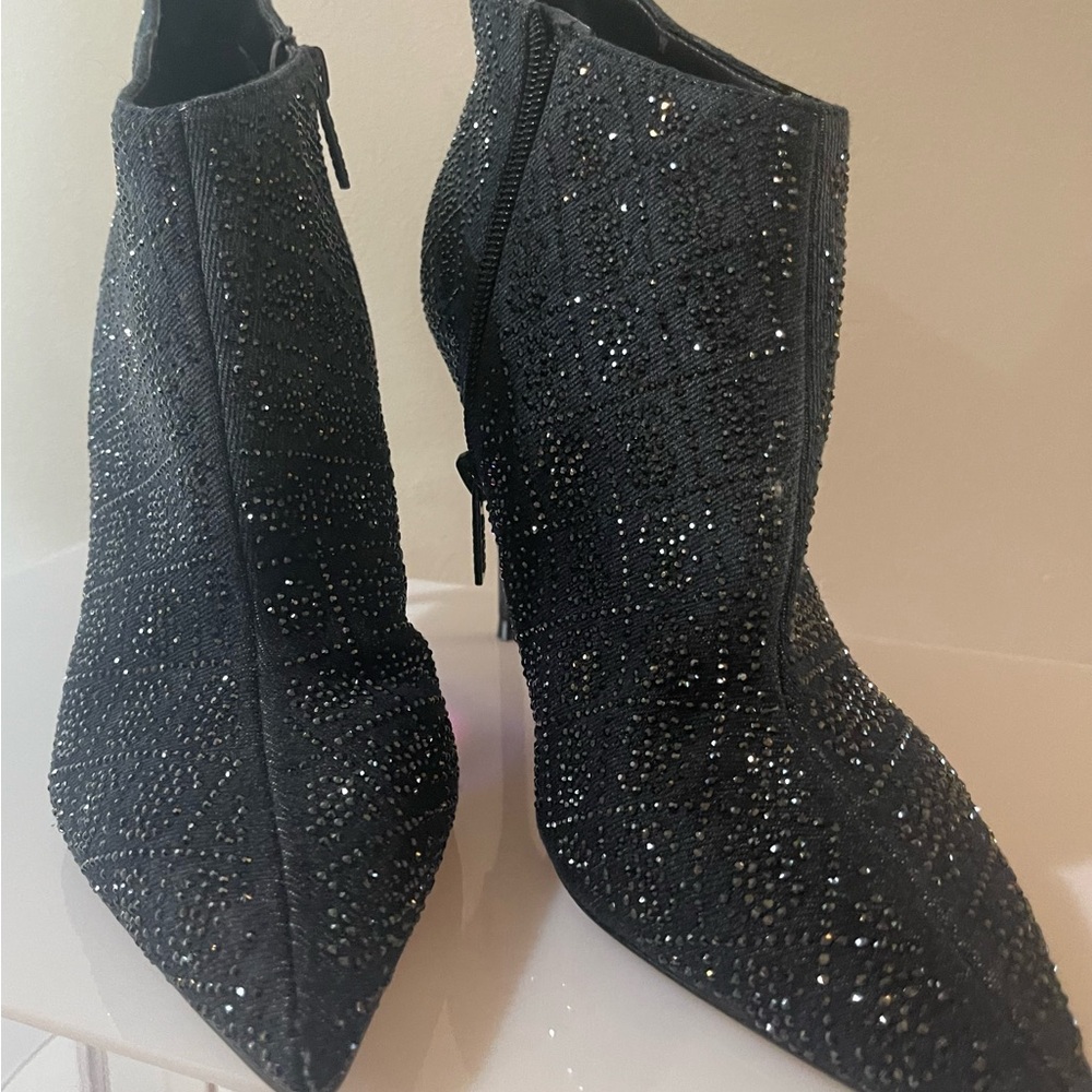 GUESS Black stone encrusted ankle boot. NWOT